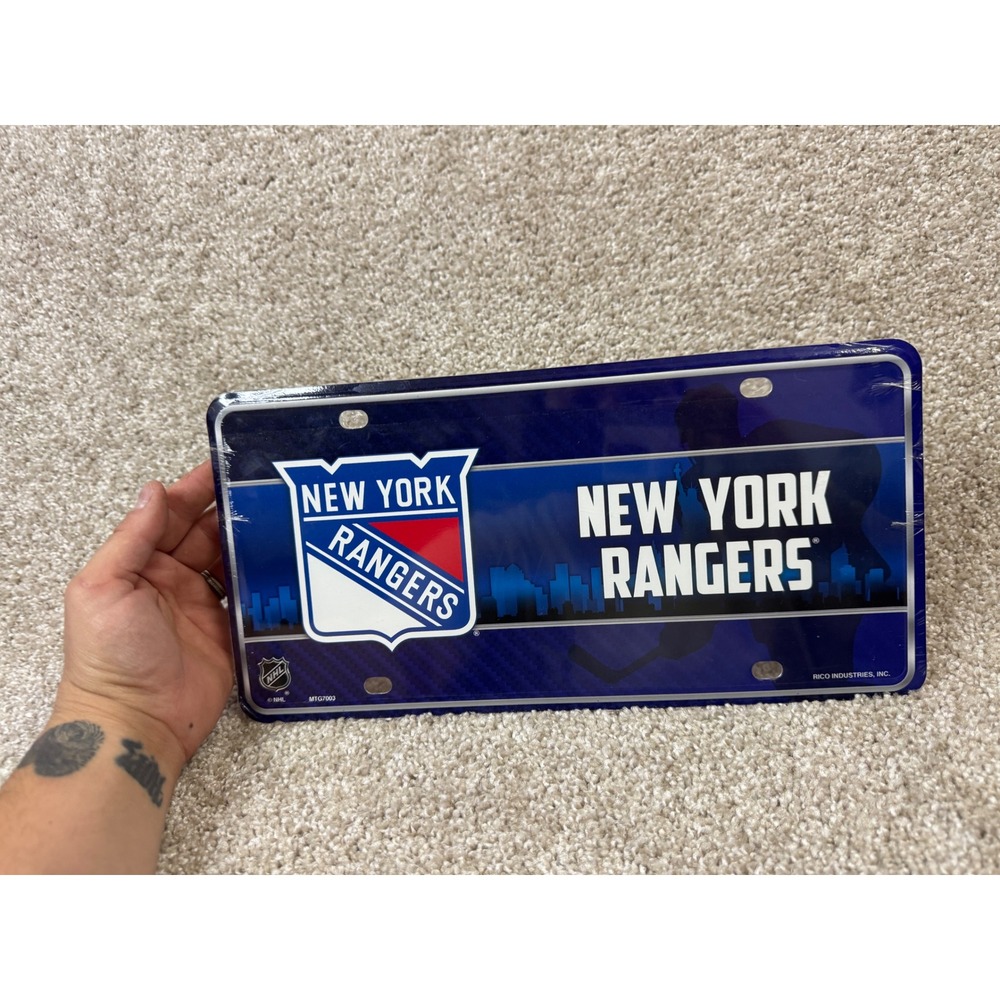 New York Rangers NHL License Plate Rico Industries Blue City Skyline MTG7003